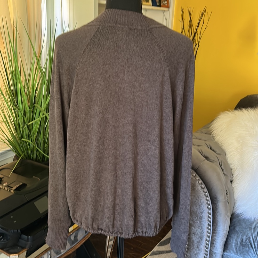 A new day, gray log sleeve women’s sweater size medium w/ drawstring waist - Picture 11 of 11
